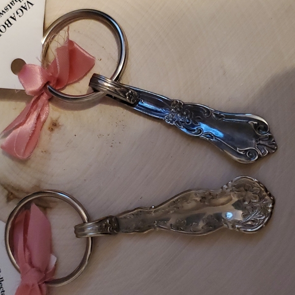 Vagabond House California Vintage Spoon Design Keychains Set 2 NEW - Picture 5 of 5